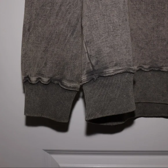 Mercy & Loyal distressed crew neck sweatshirt - Picture 3 of 4